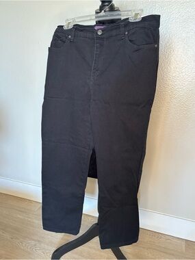 Gloria Vanderbilt Amanda Black Jeans Size 12P